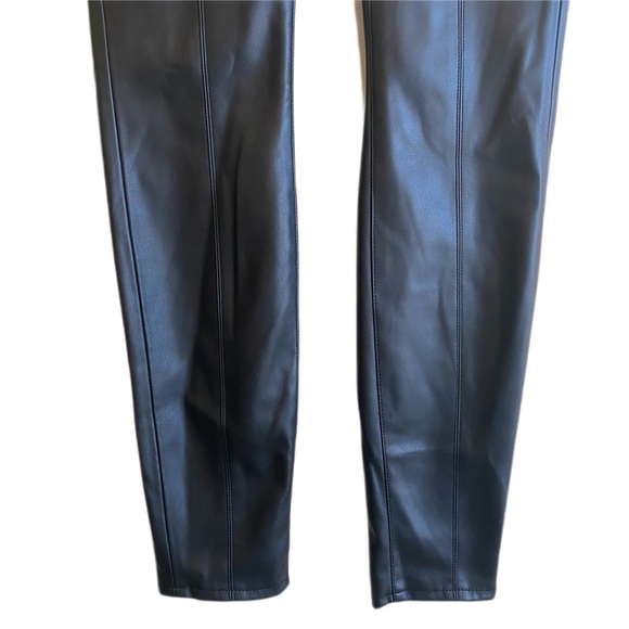 BLANK NYC Night Walks Faux Leather Pull On Black Leggings Size 24 NWT - Picture 9 of 10